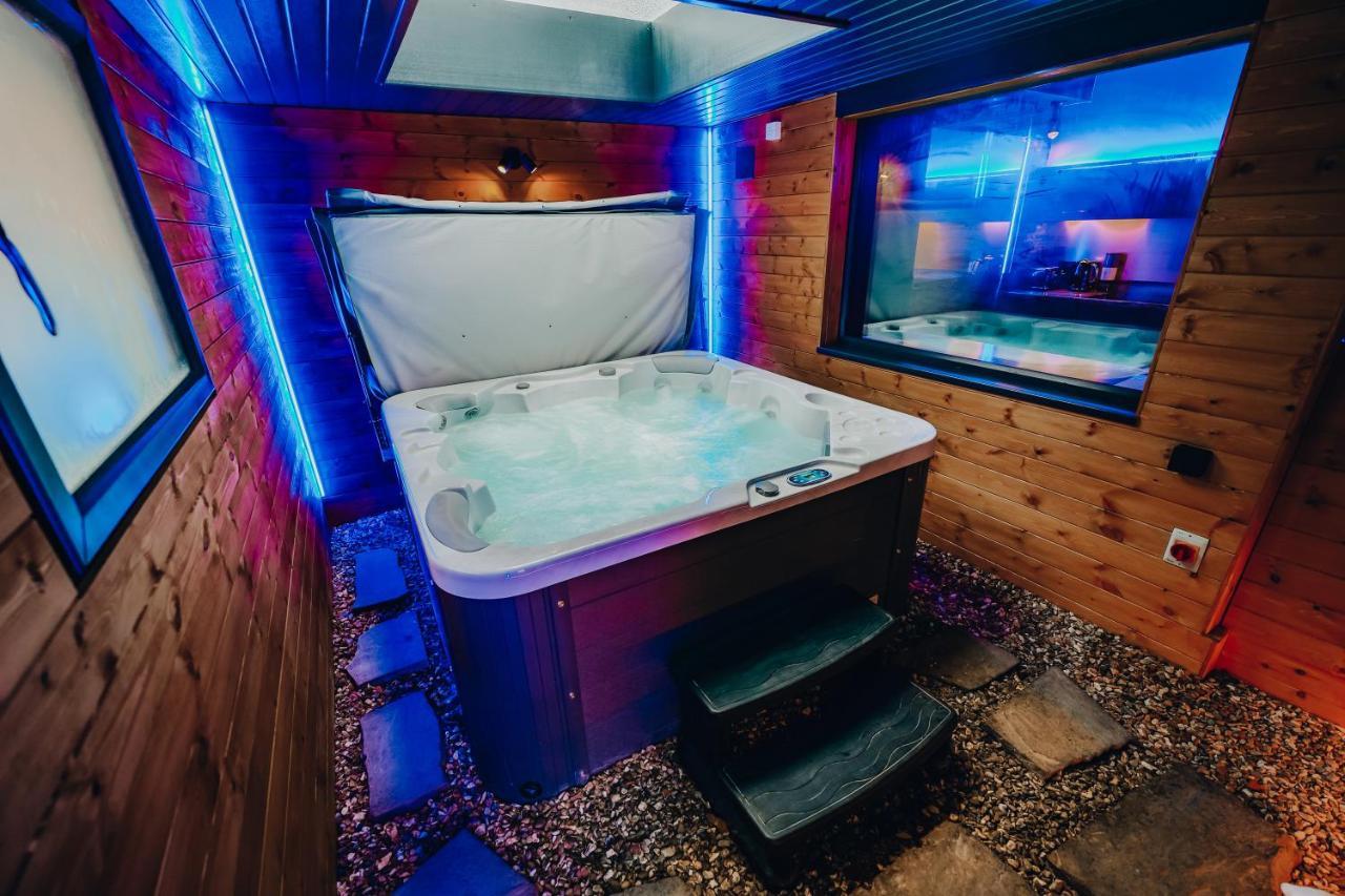 Breeze Blackpool Luxury Suites Екстер'єр фото